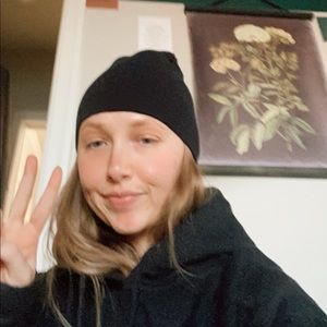 Meet your Posher, Anissa